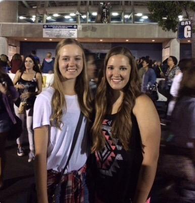 kdia_13's tweet photo. #5YearsForOneDirection I cannot express how thankful I am that you guys brought me to my best friend. Thank you π http://t.co/Aozh9fAv0g