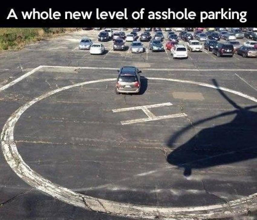 Motor_Bible's tweet photo. #parking #helicopter http://t.co/IhepYPlHnX