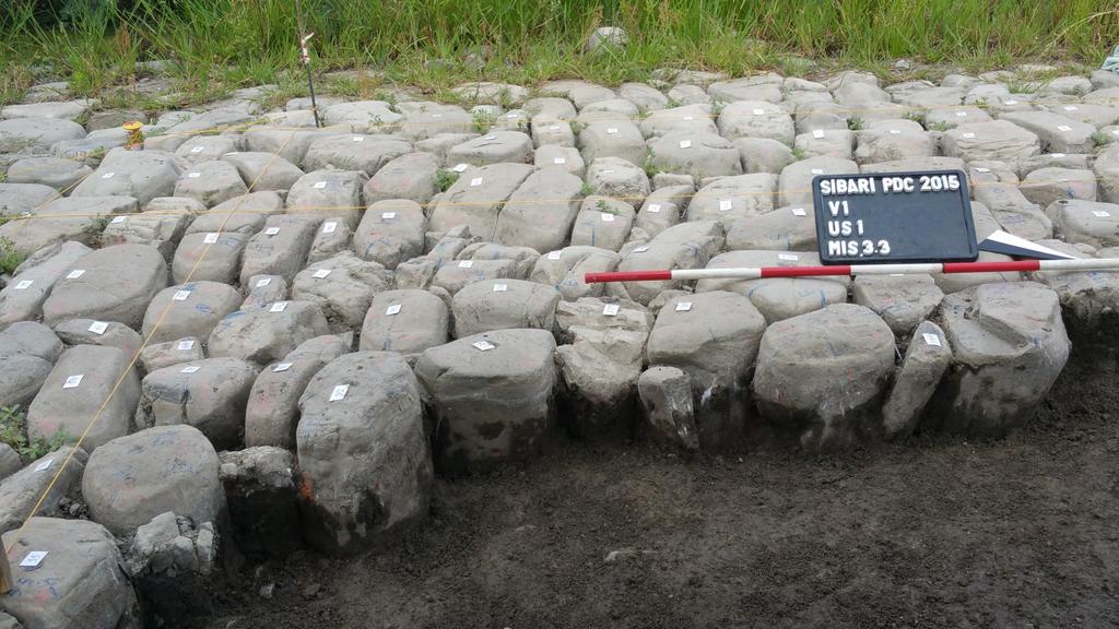 pillopoulos's tweet image. Il nostro #dayofarch : smontaggio di strade romane infinitamente migliori delle nostre #Sicilia