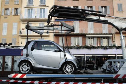 Inteterdictions de circulation et de stationnement pour l’arrivée du tour bit.ly/198kFIH #paris