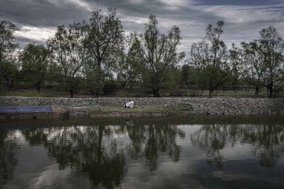 MissDiagnosis's tweet image. #NeTong. Human #smuggling prompted 1000s to forgo fishing, salt mining for #trafficking.  buff.ly/1ImzSX6