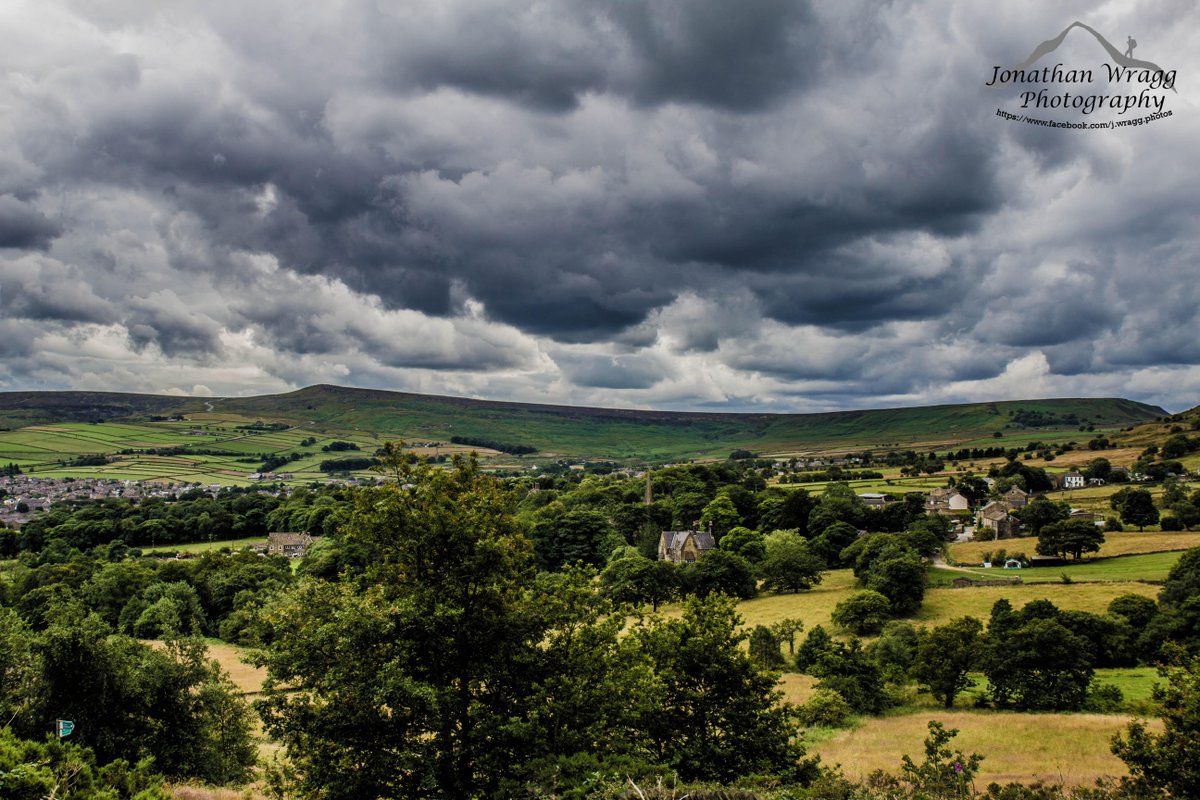 J_Wragg_Photos's tweet photo. Meltham near Huddersfield, West Yorkshire
#HelloMeltham #Meltham #iLoveHD #BuzzYorkshire http://t.co/6CqjWhCDQZ