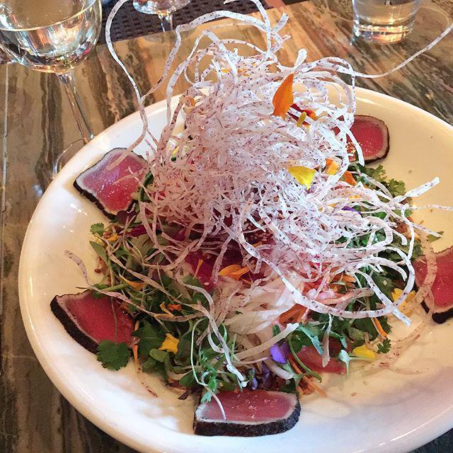 ivegotafoodbaby's tweet photo. 🍴 Singaporean-Styled Slaw with sashimi of charred tuna
📍 Lee Restaurant, Toronto Canada 💵 $ 34

#ivegotafoodbaby http://t.co/bViXU1xki7