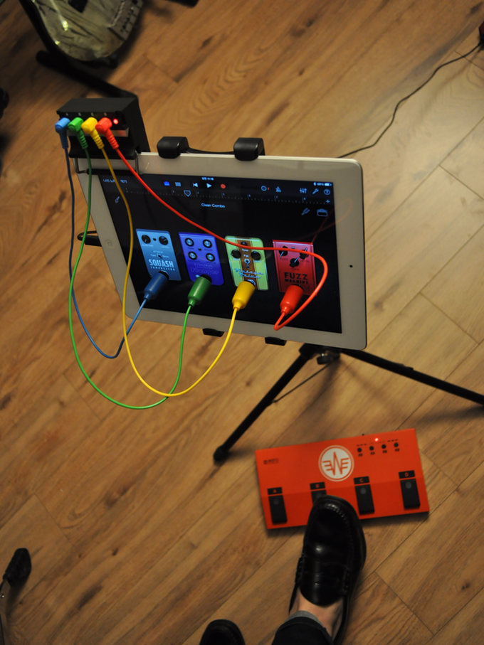 Crowd_Fund_Pro's tweet image. World&apos;s Most Unique Wireless Foot Controller goo.gl/BO5wHz #TheRemoFinger #FootController #Kickstarter