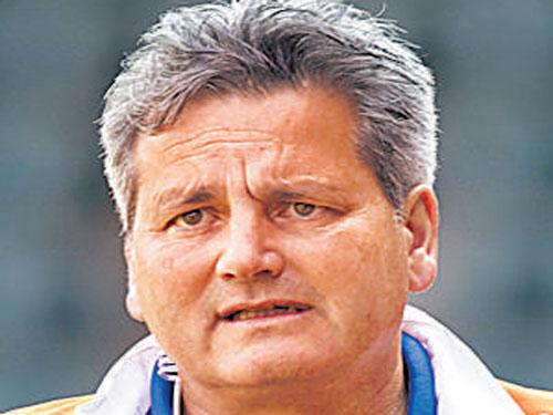 DeccanHerald's tweet image. #PaulvanAss set to go as India #hockey coach bit.ly/1DBlQeU