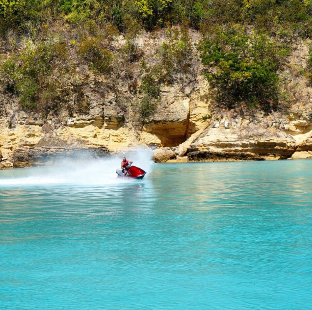 Visitaandb's tweet photo. Come feel the excitement! #TGIF #AnBSummer #LoveAntiguaBarbuda #Paradise #DickensonBay #CaribbeanEscape http://t.co/rVb4BKdsPJ