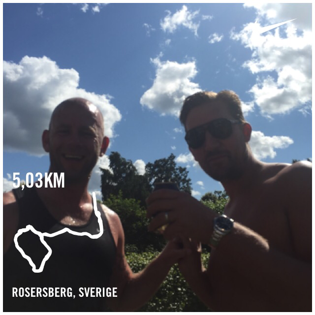 DNordbeck's tweet photo. Two ways of training  I just ran 5,03 km with Nike+. http://t.co/qmbBIFMTpA #nikeplus http://t.co/lFyK0JRXeB