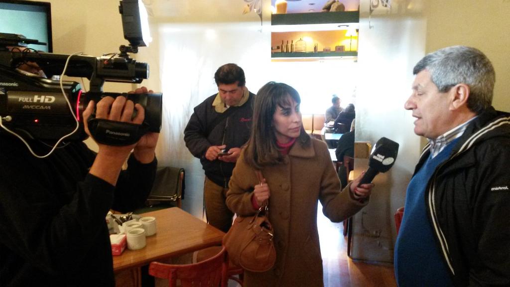 Cesargarzon80's tweet photo. #Ahora @victordegennaro entrevista para el canal #CableExpres de #Salta http://t.co/B8tZ7rZ6ba