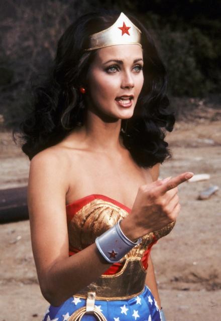 Happy Birthday to Lynda Carter.. 