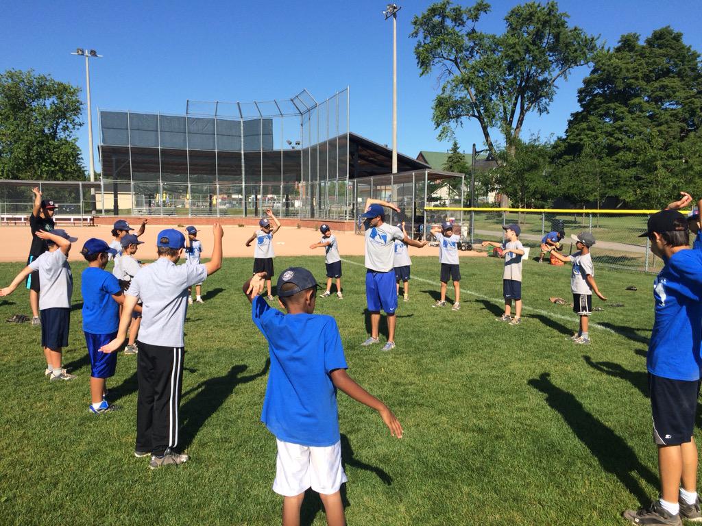 FCBaseballCoach's tweet photo. Great week of camp in Stouffville!! @SBAYankees http://t.co/A4PadaygHJ
