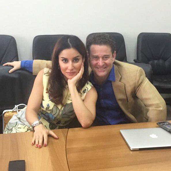 tina_kandelaki's tweet photo. Знакомьтесь: тот самый мачо для “Матча”😉 Встретились сегодня с Чарльзом Коплином. #TinaTeam https://t.co/PFlbCa6ZKS http://t.co/iwZtgR0TfM