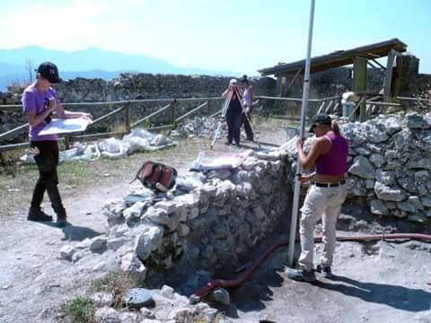 MuseoArcheoSA's tweet image. "Sono un archeologo e ..." #dayofarch #archeologia #salerno facebook.com/MuseoArcheolog…