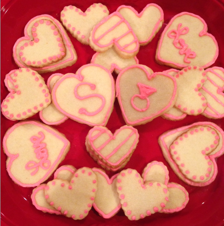 TeddyososBakery's tweet photo. Do you "love" our wedding shower cookies? #desserts #cookies #baking #wedding http://t.co/cCCfVVVxzk