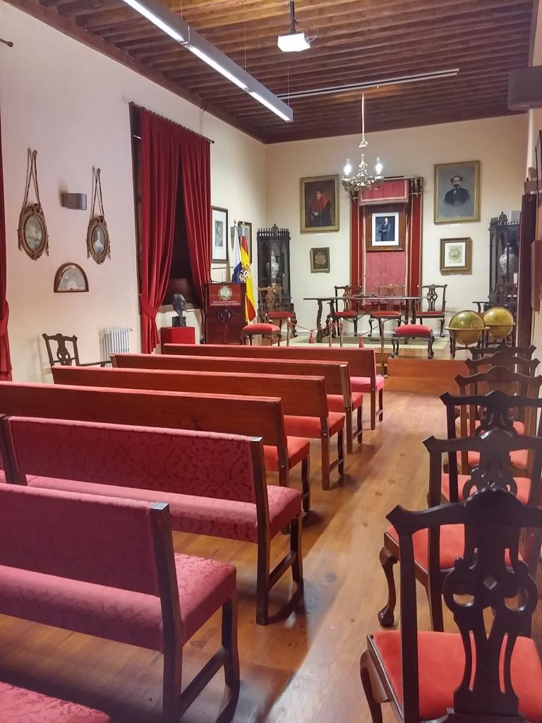 Aún estás a tiempo de sumarte a la ruta de la Ilustración de #LaLaguna de esta tarde, info en 664 288 019 :-D