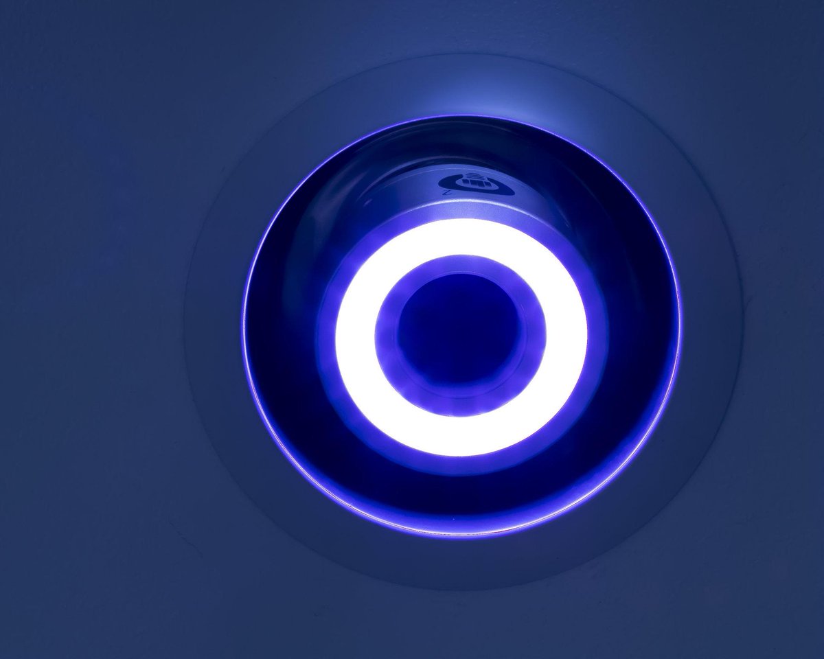 GoLightfreq's tweet image. Get LightFreq Square2 and change your #lights according to your mood! bit.ly/LFSquare2 #Indiegogo