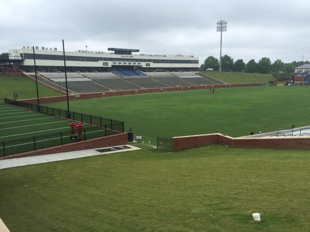 RZE_David's tweet photo. Made it to #GeorgiaSouthern. #EagleInvasion #GATA #904Takeover http://t.co/OWEDdd5mzh
