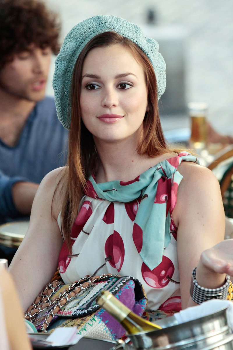 BritishVogue's tweet photo. DID YOU SEE: Leighton Meester’s blossoming baby bump? http://t.co/hTJC3Tkxub http://t.co/fcVY3bmpLM