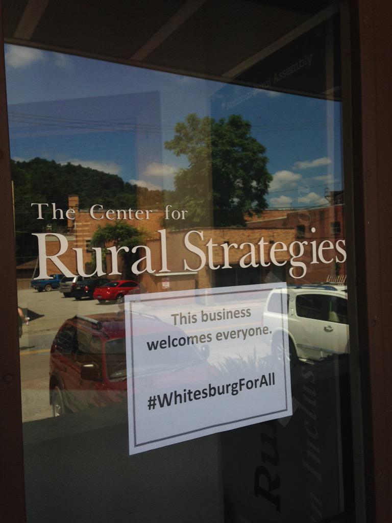 dailyyonder's tweet photo. #myruralis accepting of everyone. CRS stands against hate. #notmyWhitesburg #WhitesburgForAll http://t.co/Vh13Wz2yEs