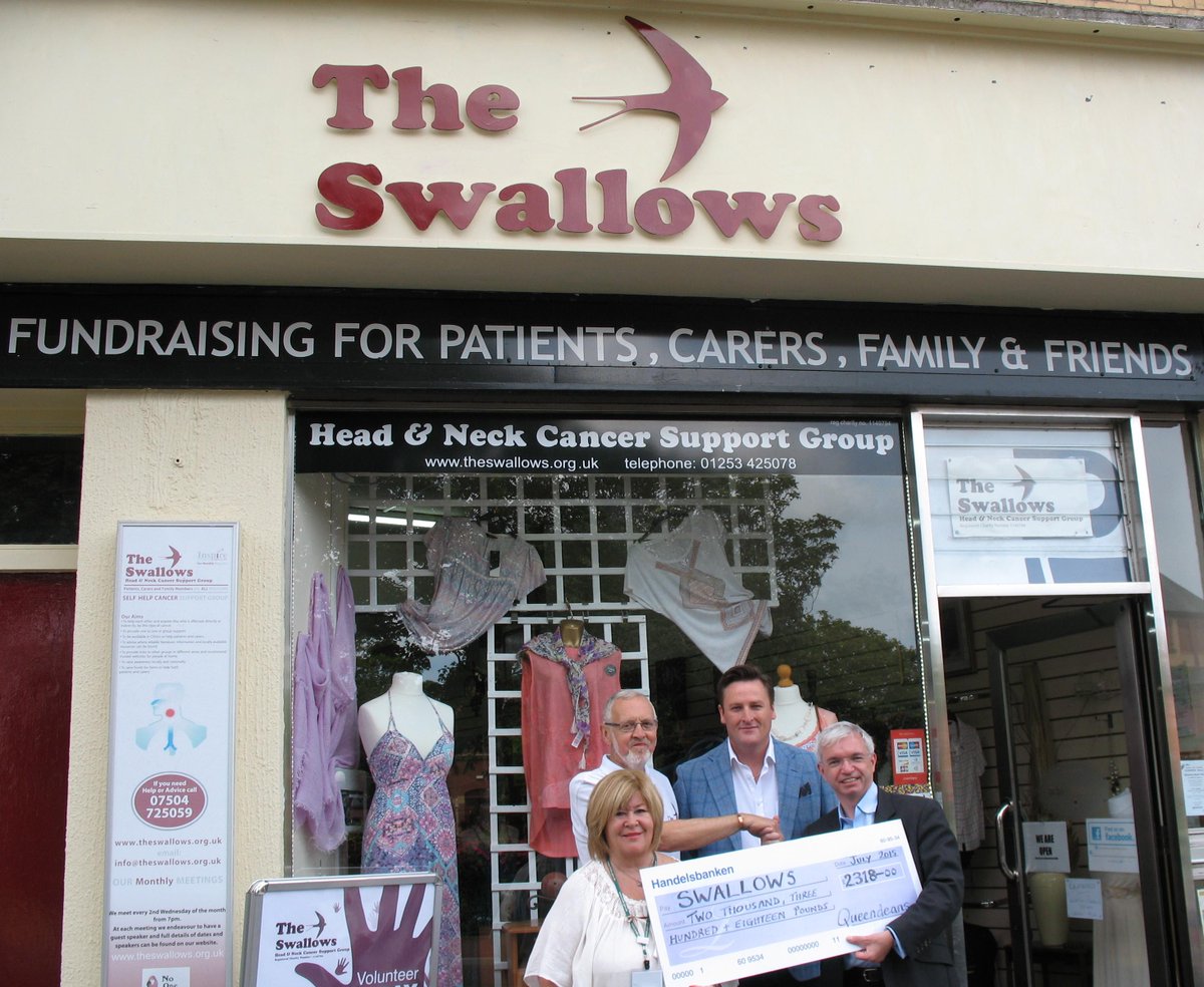 <a href="/Queendeans/">Queendeans Charity</a> thank you guys for this fab cheque and a fun night #fundraising <a href="/londonhead_neck/">Nick Kalavrezos</a> <a href="/TCF_Foundation/">Throat Cancer Foundation</a> RT