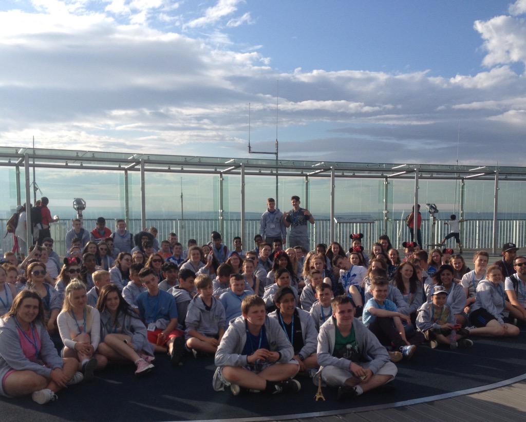 k8_caldwell's tweet photo. OLSJ @ the Top of Montparnasse #olsj #paris @olsjbb1 http://t.co/gc4ZhvYQag