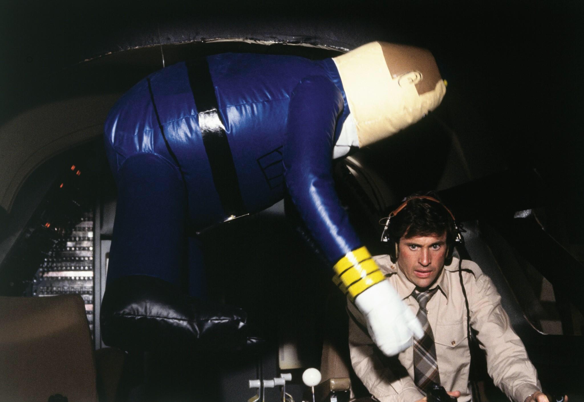 Happy 68th Birthday, Robert Hays! (Pictured here in Airplane, with the automatic pilot.) 