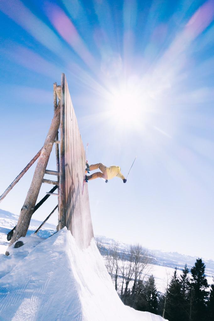 Forrest_Jillson's tweet photo. Summer's great and all but... @Opedix @DiscreteHats @Arcteryx @jhski @volklskis @backcountrycom  PC: @Andy_Bardon http://t.co/vvLRisyCQ8