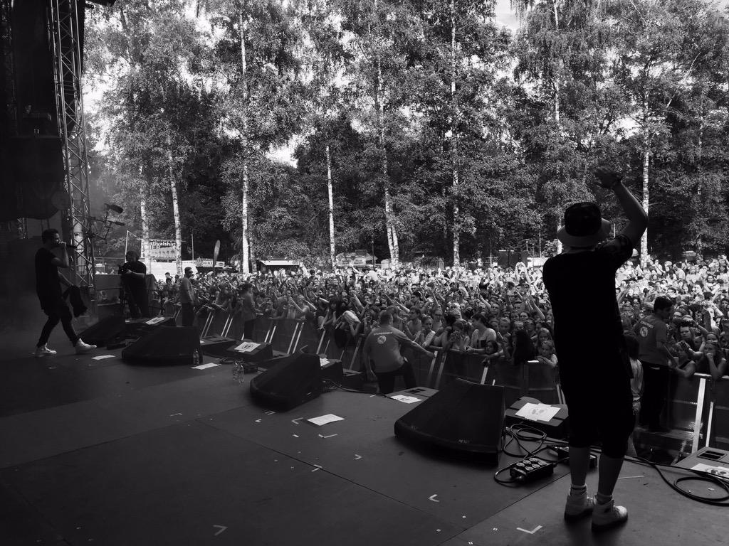 Mein erster Festival-Auftritt in Saarbrooklyn war mega! 🎉❤️ Vielen Dank an jeden der mit uns gefeiert hat! 😘🎉🎉