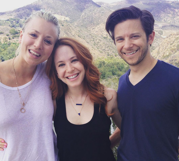 ReinaaRoyale's tweet image. The #8Simple Rules Kids Reunited And It Was Emotional buzzfeed.com/declancashin/h… via Tweet_Dec