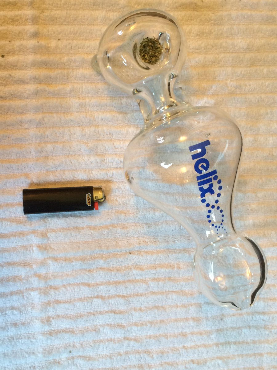 420Detroit420's tweet photo. 16 " Super Helix Tornado Chamber. Lemon Kush from #HouseofDank313  #Fryday
S/O @xannafied @GravLabs @PurpleThizzle http://t.co/MhWCFSFKrN