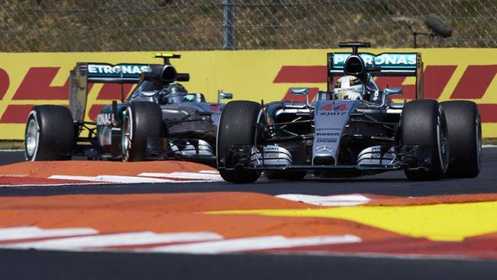 GP de Hungría: Hamilton domina los entrenamientos y Checo se accidenta bssl.es/1GLkKNF