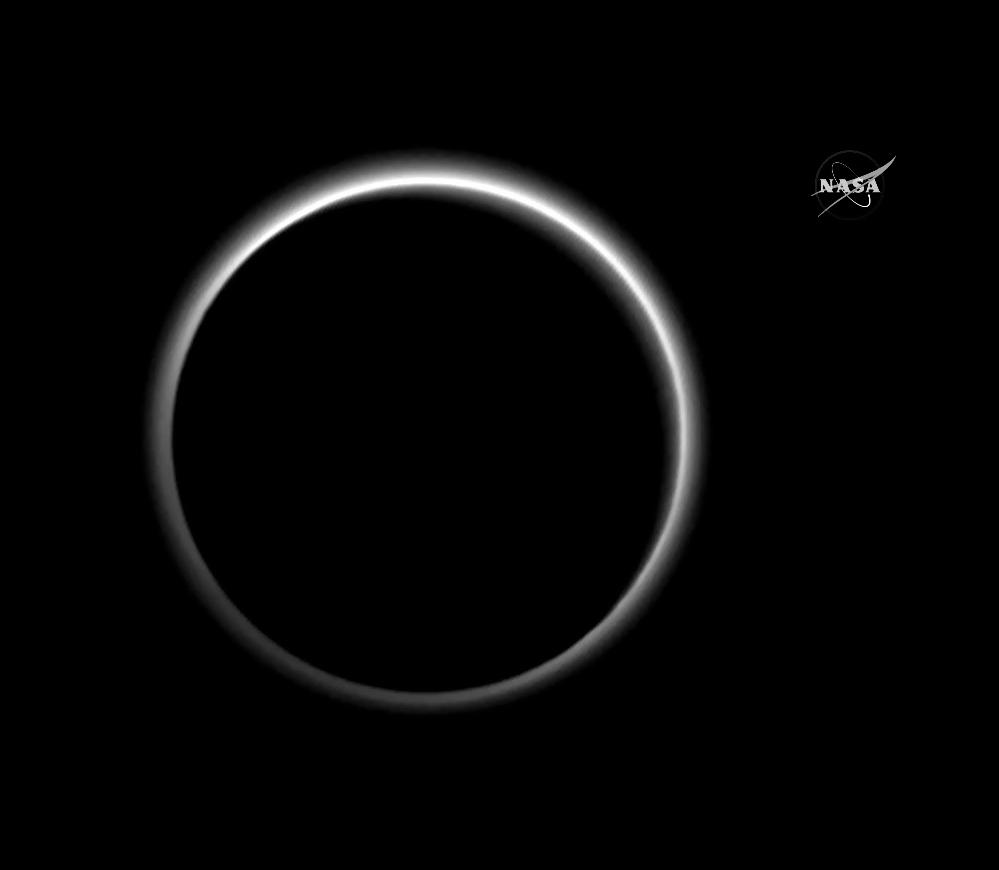 New Horizons : objectif Pluton - Page 4 CKsvM6TXAAASDOw