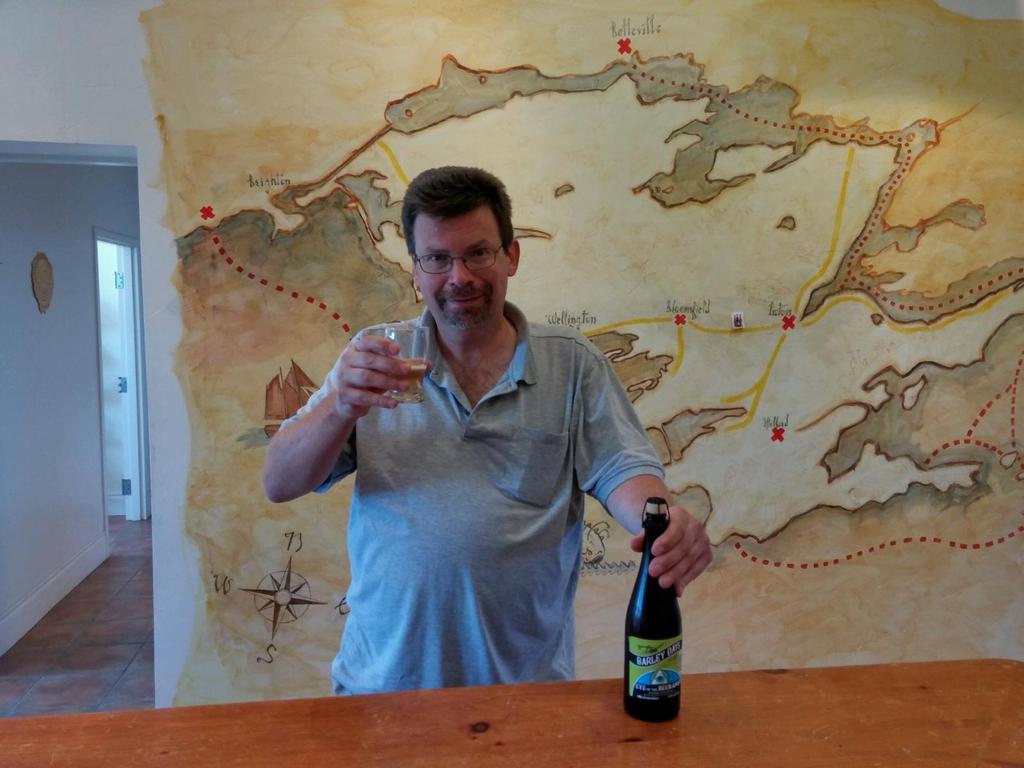 The first #eyeofthebeeramid out the door! #collab <a href="/PyramidFerments/">Pyramid Ferments</a> #barleydays #pec #craftbeer#613beer #countybeer