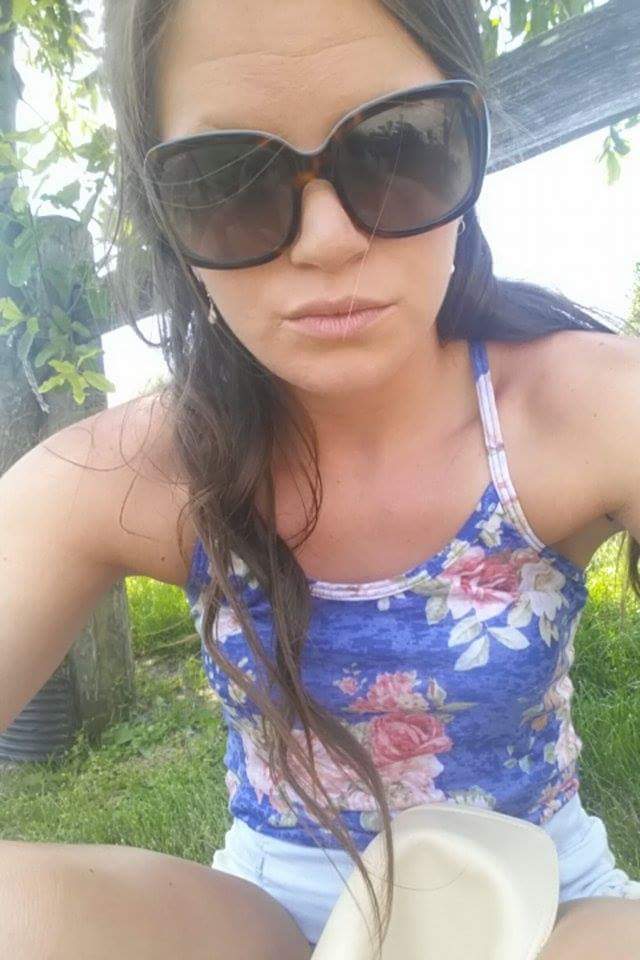 TreysunDerulo's tweet image. Babe said I'm at Young's Dairy where are you!? Said I would be heading that way if I wasn't working lol look cute tho