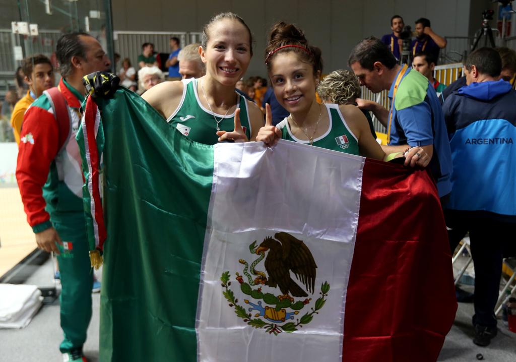 Conquistan Paola Longoria y Samantha Salas oro en dobles de raquetbol #TO2015  ►info7.mx/a/noticia/5966…