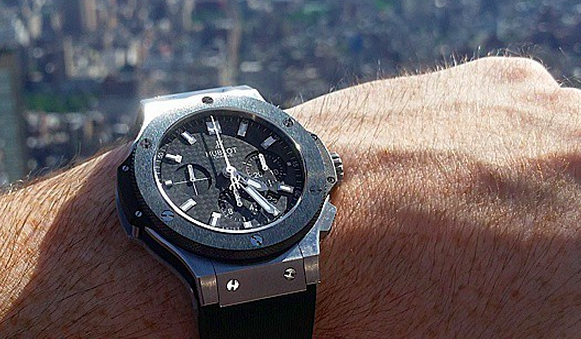 elevenjames's tweet photo. #WatchOTD 44mm @Hublot Big Bang Evolution Aficionado Collection http://t.co/P8hg1GdX8K #luxury #watches http://t.co/uboq4nW0b5