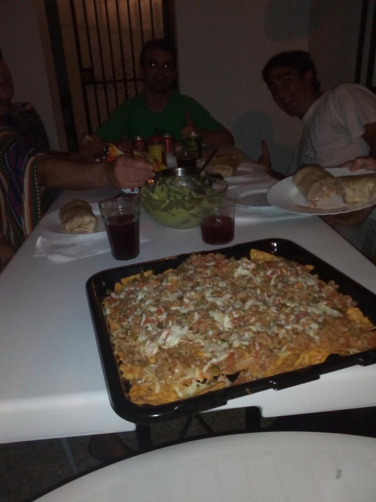 buenorris's tweet photo. Empezamos el finde con una receta de @JabinoChef de parte de @gatens9 http://t.co/IliWf3G7L8