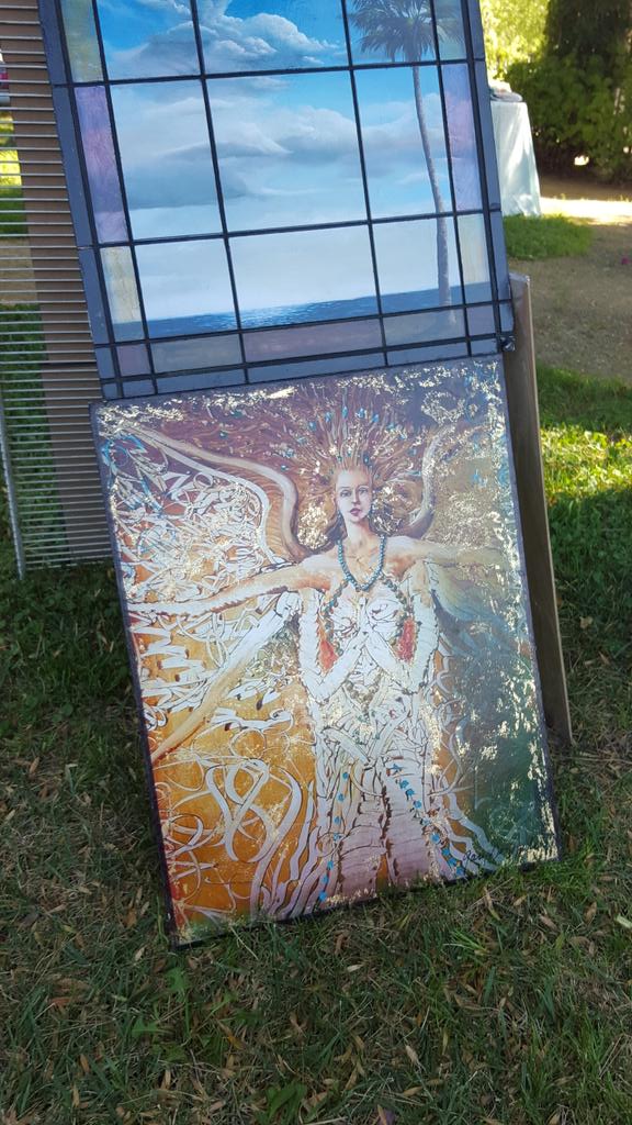 gallerymorph's tweet photo. Showing work at Artzana!! http://t.co/358R1PsAJO