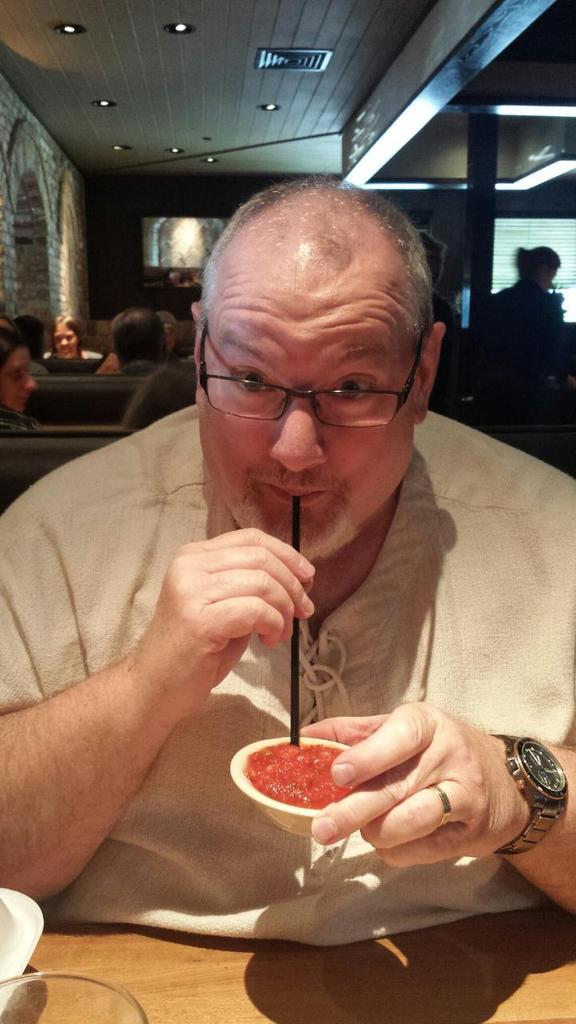 MmoodyMoody's tweet image. Yum,  Salsa.   #PVDateNight.