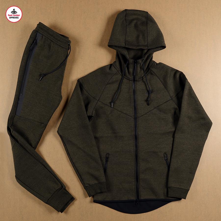 nike fleece foot locker