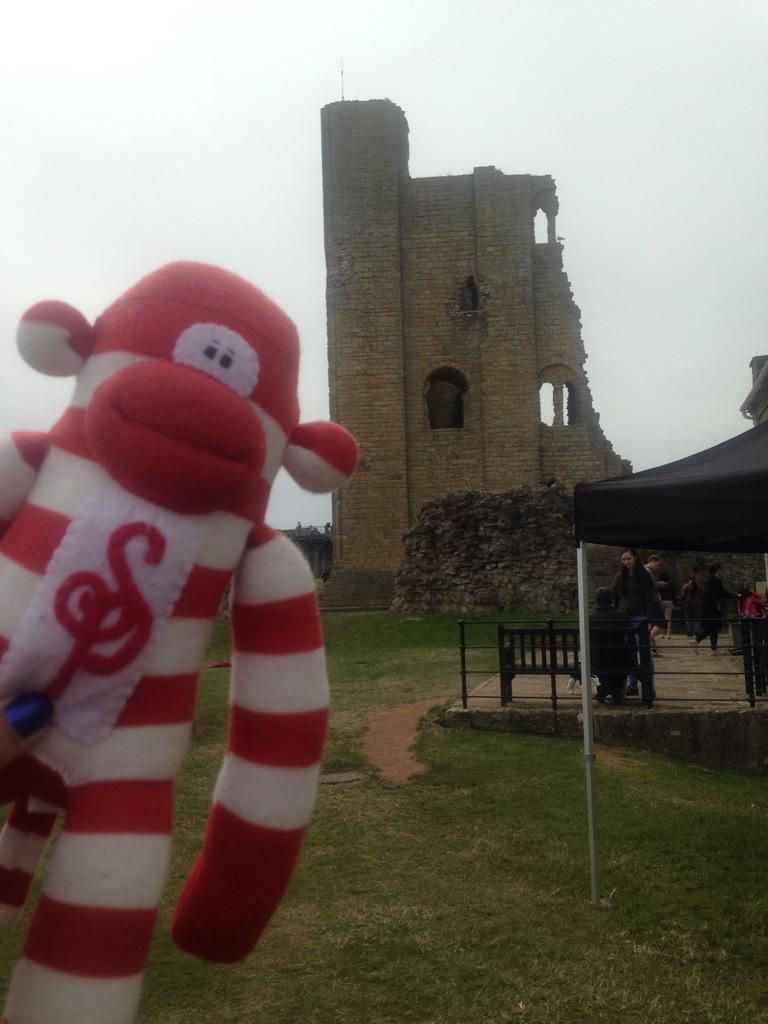 PartyMonkey2014's tweet photo. Scarborough Castle and sand castles http://t.co/kijygGa4eP