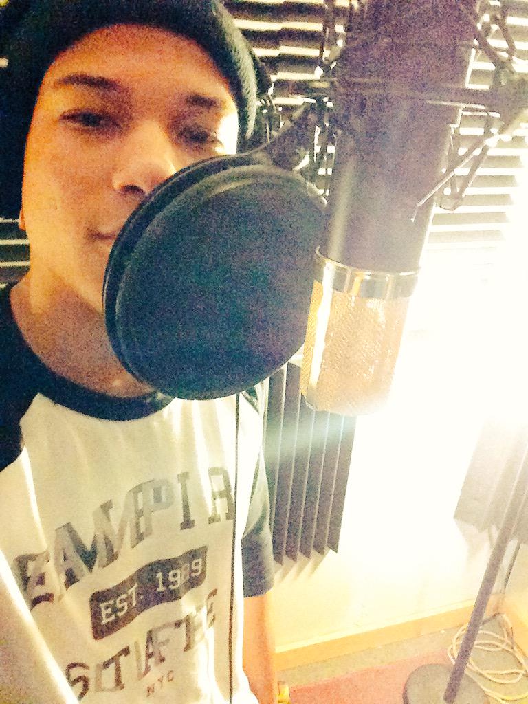 TurnBackTimeCa's tweet image. Be sure to wish our vocals a happy birthday! You're the best Scottie! @ScottieAlpha 😘