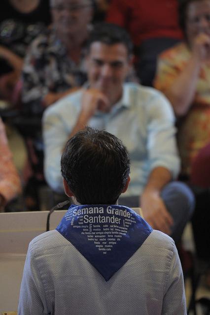 sanchezcastejon's tweet photo. Es hora de reparar España, de regenerar la vida democrática, de recomponer el Estado del Bienestar http://t.co/iwu2Sibk1c