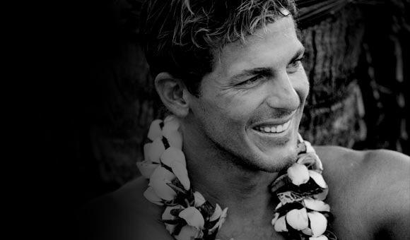 Happy birthday to one of the greatest, Andy Irons. 