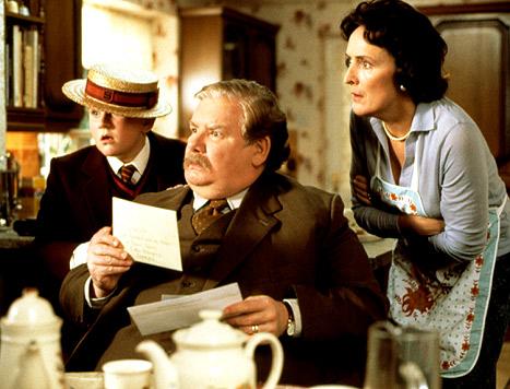 Happy birthday to the late Richard Griffiths (Vernon Dursley). Though he played a Muggle, his magic still lives on! 