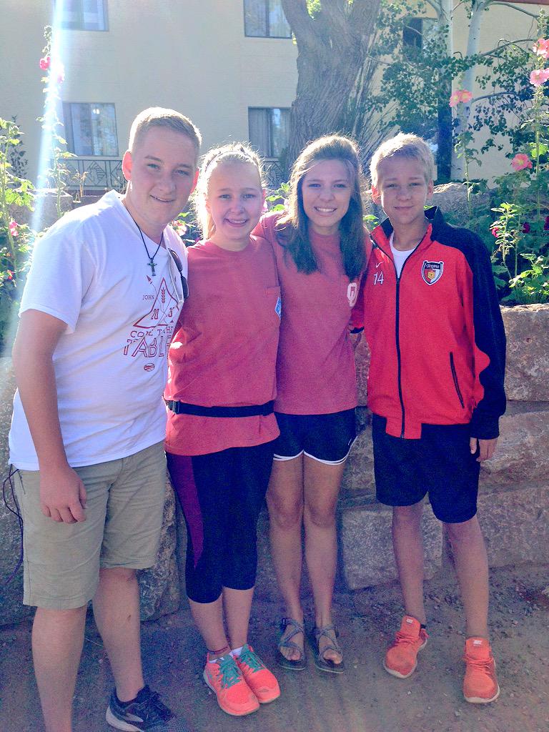 chloethomas3099's tweet photo. God did amazing things this week in Glorieta #SLGlo1 http://t.co/wxsEk4ntXZ