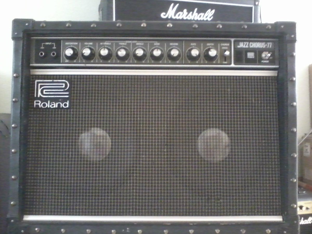 IvanJZed's tweet photo. Ni el fabuloso ni el maestro limpio le llega a los cleans de un buen @Roland_US #JC77 http://t.co/RMcTOgm39A