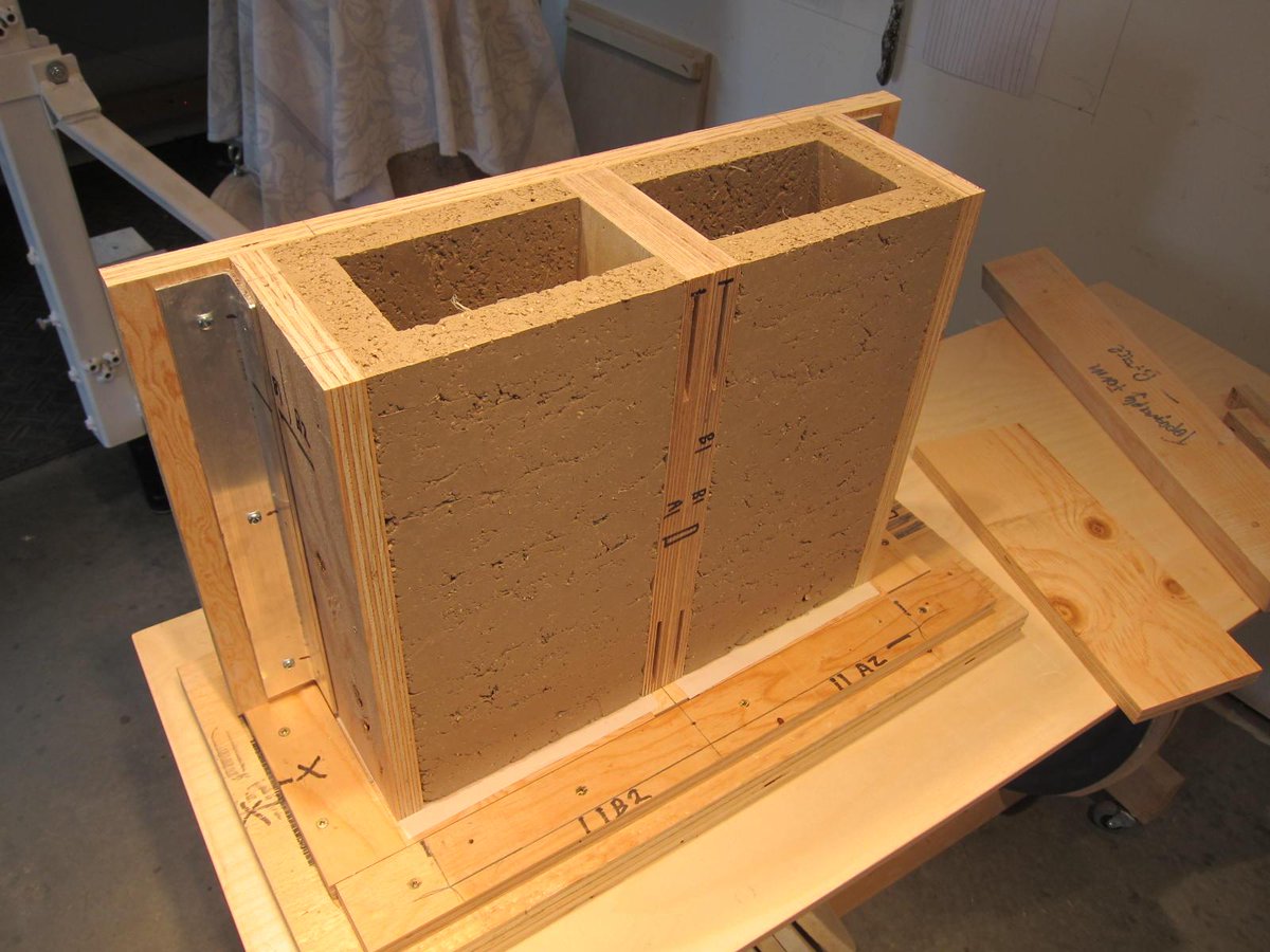 WilcoxStudio's tweet image. Working hard in the studio getting ready for Sept. show @ MATA Gallery
zanewilcox.ca/news/
matagallery.ca