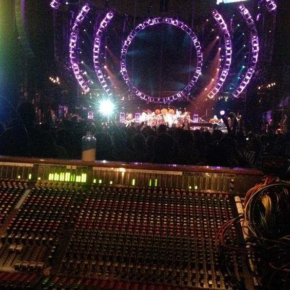 Jeff__G's tweet photo. Bear's ashes on the board in Chicago. @deadheadland http://t.co/AOp8XtdJbe