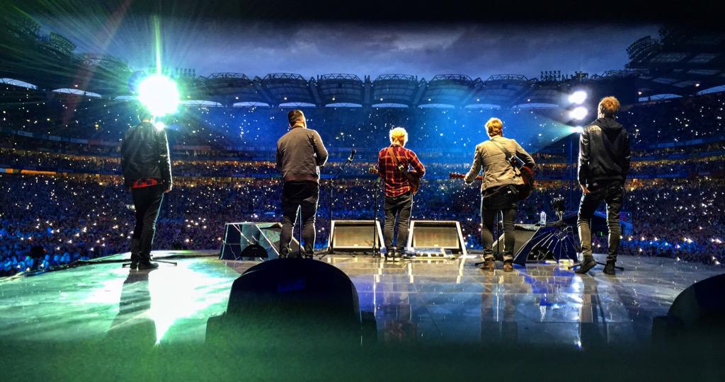 KodalineRoadie's tweet photo. That's Croke Park there, 80,000 people... Jesus @Kodaline @edsheeran http://t.co/E4mNgcBoGT