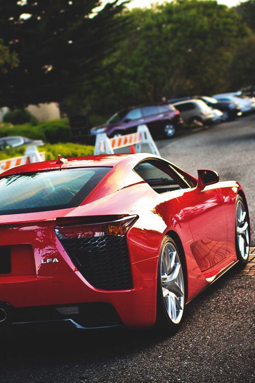 AmazingCarPics_'s tweet photo. Cherry Red LFA🍒 http://t.co/LrSbHWePP0